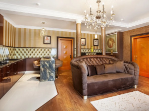 Отель Кристэлла