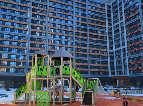 Апартаменты в Небоскрёбе Afi Tower