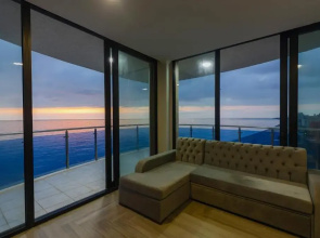 V 10-Ti Metrakh Ot Morya Apartments