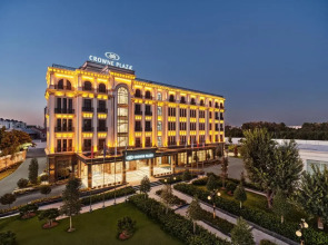 Hotel Crowne Plaza Tashkent, an IHG Hotel