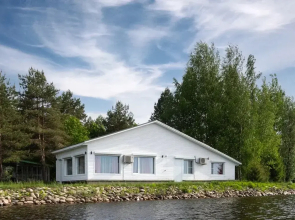 Dom Na Reke Private house