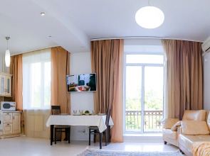 Апартаменты Unique Apart Прованс с джакузи рядом с набережной и фонтаном Весенней 7