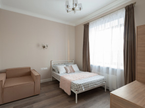 Частный дом Особняк возле Набережной и Моста Влюбленных