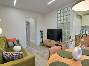 Квартира у Озера Кабан: Стильный Ремонт и Идеальное Расположение!