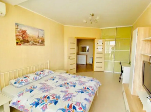 Uyutnaya V Tsentre Dubovogo Flat