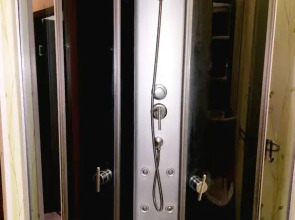 Квартира у Часовой Башни с Просторной Кухней