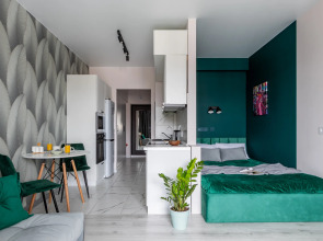 Квартира RoomyRoom Emerald