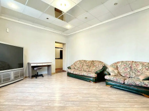 Квартира Четырехкомнатная в Центре на Островского