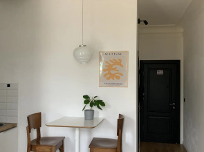 Апартаменты 1 на Рубинштейна 36