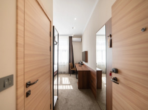 Отель Freedom Bishkek Hotel