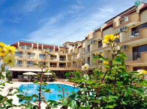 Iris Hotel