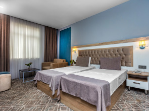 Отель Alba Hotel&Spa