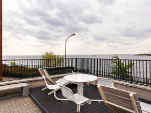 Апартаменты Prudius Apart в Кронштадте с видом на залив