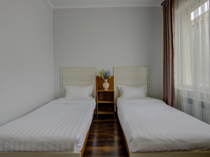 Отель Shah Palace