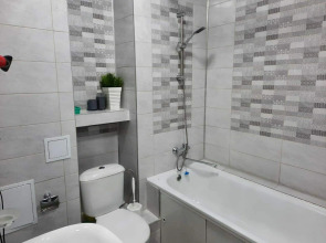 Улучшенные двухкомнатные апартаменты в центре