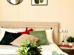 Апартаменты На Бурнаковке 93