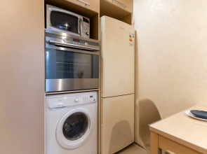 Апартаменты Трёхкомнатные с джакузи на Антона Валека 12