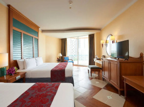 Отель Long Beach Garden Hotel & Pavilions