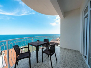 S Vidom Na More 100 M Apartments