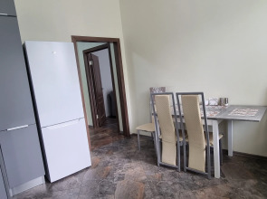 Апартаменты двухкомнатные в центре с террасой