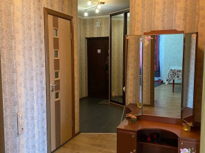 Квартира Cолнечная, уютная квартира 50кв.м рядом с метро