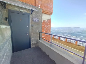 Квартира на берегу моря в центре города