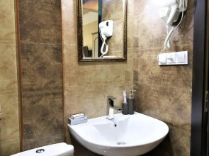 Hotel Liberty Theatre