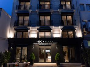 Отель Meg