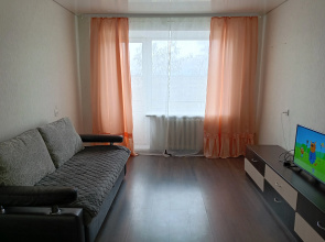 Na Ulitse Lva Tolstogo 40 Flat