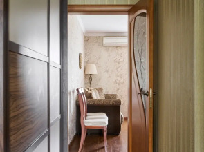 Apartamentyi Na Gazetnom Pereulke 1/12