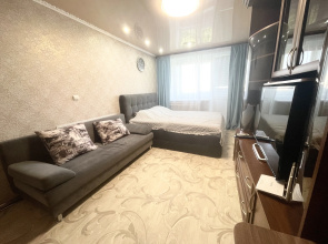 Dvukhkomnatnaya 4 Razdelnykh Spalnykh Mesta Flat
