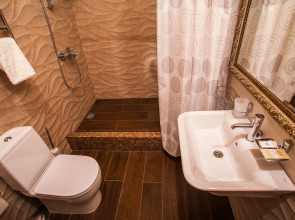 Zhemchug Village Hotel