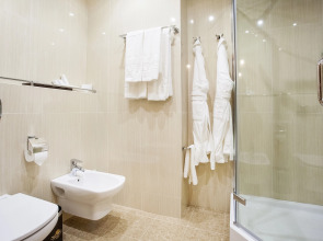 Отель Кристэлла