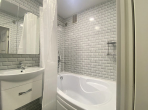 Апартаменты Две Подушки на Возрождения 86 A - 445