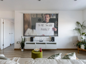 Апартаменты с панорамными окнами в центре Васильевского острова.