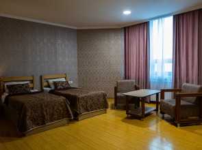 Отель Inga Yerevan