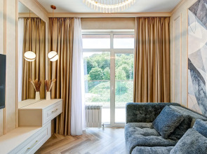 Квартира Большая Стильная в Жк Аллея Парк