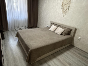 Yevrodvushka Na Simirenko Flat