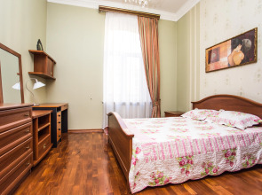 Апартаменты 3 комнатная квартира рядом с Исаакиевским собором и Невским проспектом