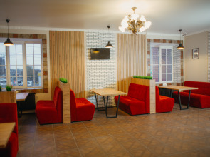 Отель Корона