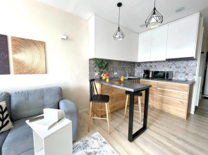 Апартаменты Студия День Ночь с Видом На Горы