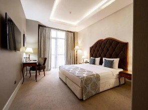 Отель Sapphire Inn