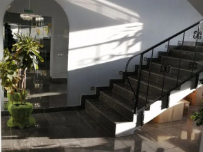 Отель Крокус