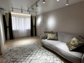 Bukhar Zhyrau 355 Str By Slissenko Inn Apartments
