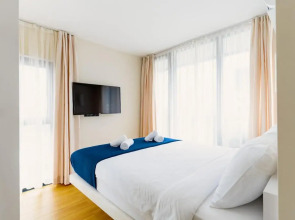 Апарт-отель V&V Orbi City