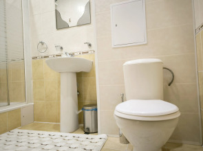 Апартаменты Проспект Независимости 44, Суперцентр, двушка