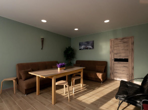 Частный дом Коттедж Еловая Лапа