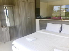 Апартаменты R-Con Wongamat