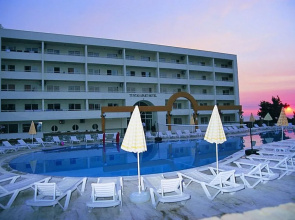 Апарт-Отель Tuntas Family Suites Kusadasi