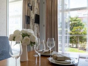 Апартаменты Red apartments Екатерининский Квартал Афродита